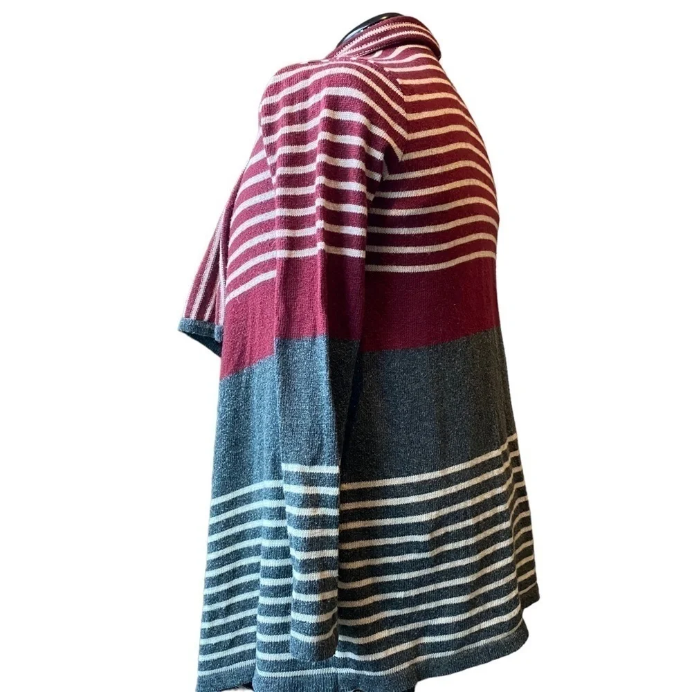 Anthropologie Mystree Large Burgundy gray open front cardigan waterfall hem